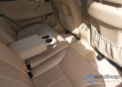 2002 Mercedes-Benz E 320 4M из США, поврежденный, VIN WDBJH82J22X070786